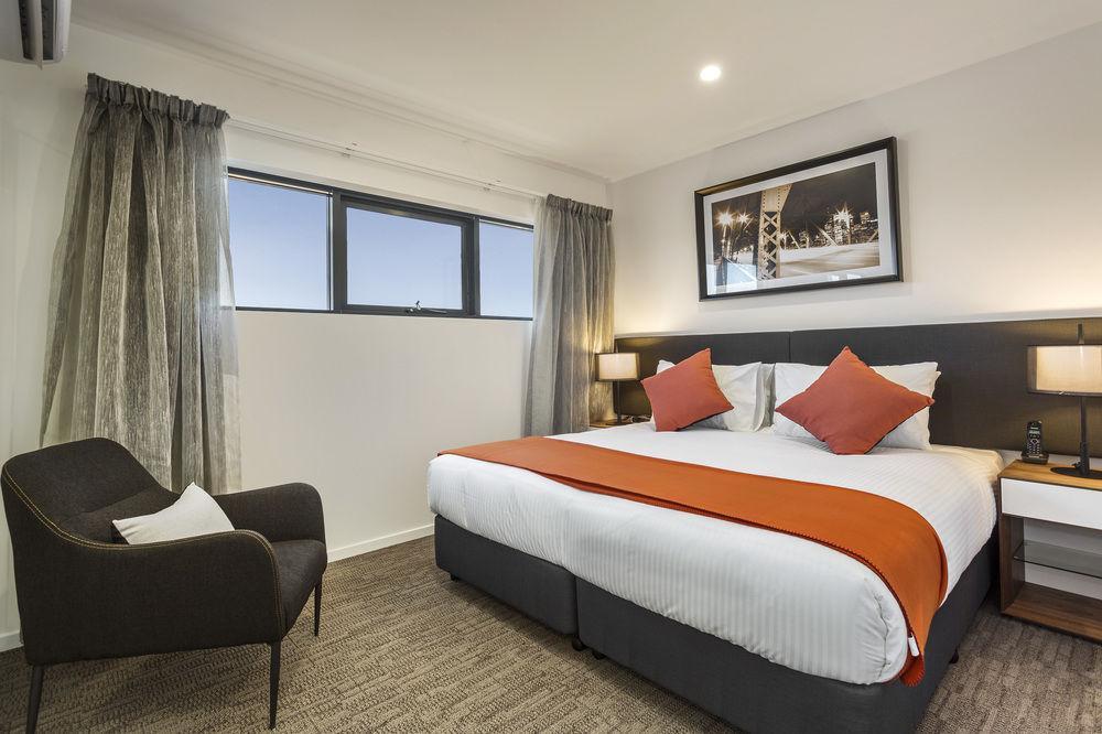 เควสต์ เชิร์มไซด์ ออน เพลย์ฟิลด์ อพาร์ตเมนต์ Aparthotel บริสเบน ภายนอก รูปภาพ